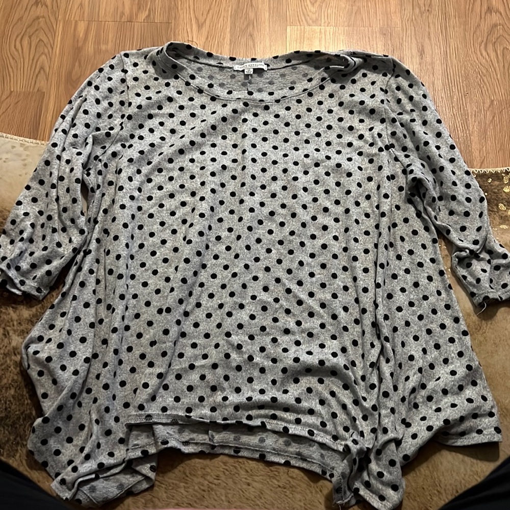 Polka dot top